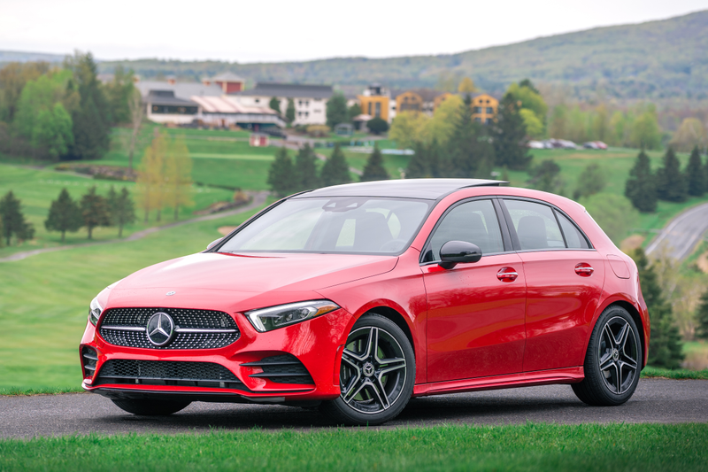 Illustration for article titled The 2019 Mercedes-Benz A-Class Hatchback Is Now a Solid GTI Rival